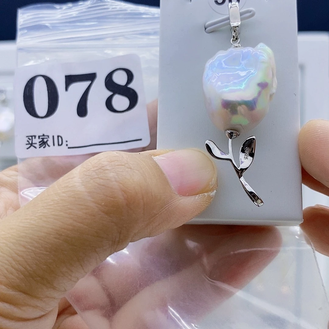 淡水珍珠颈饰钛钢