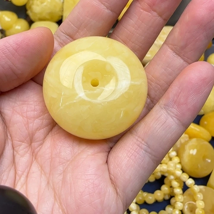 未镶嵌颈饰蜜蜡天然蜜蜡