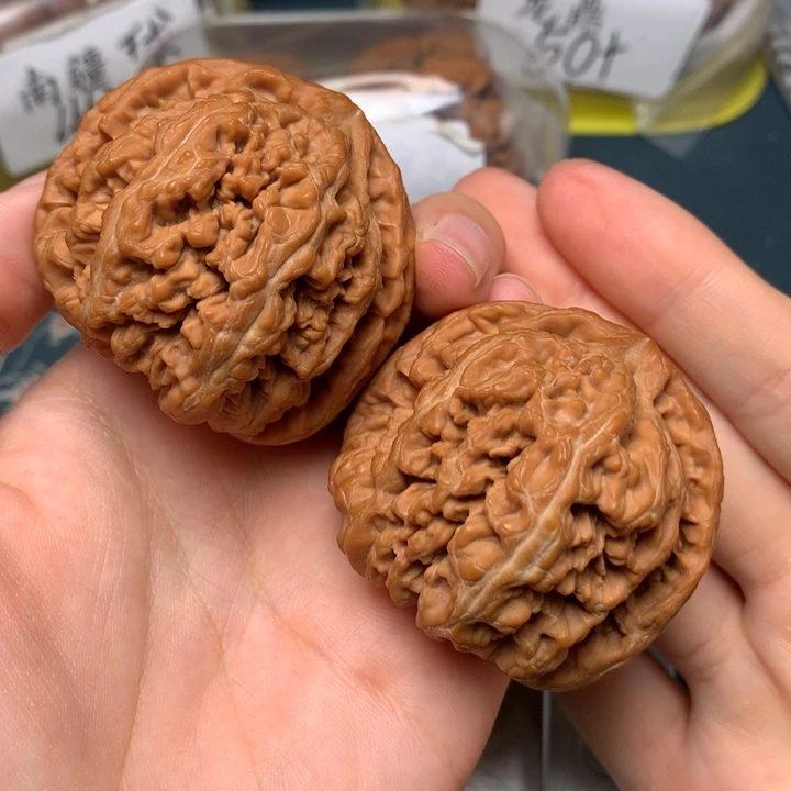 文玩核桃把件47-24102-0