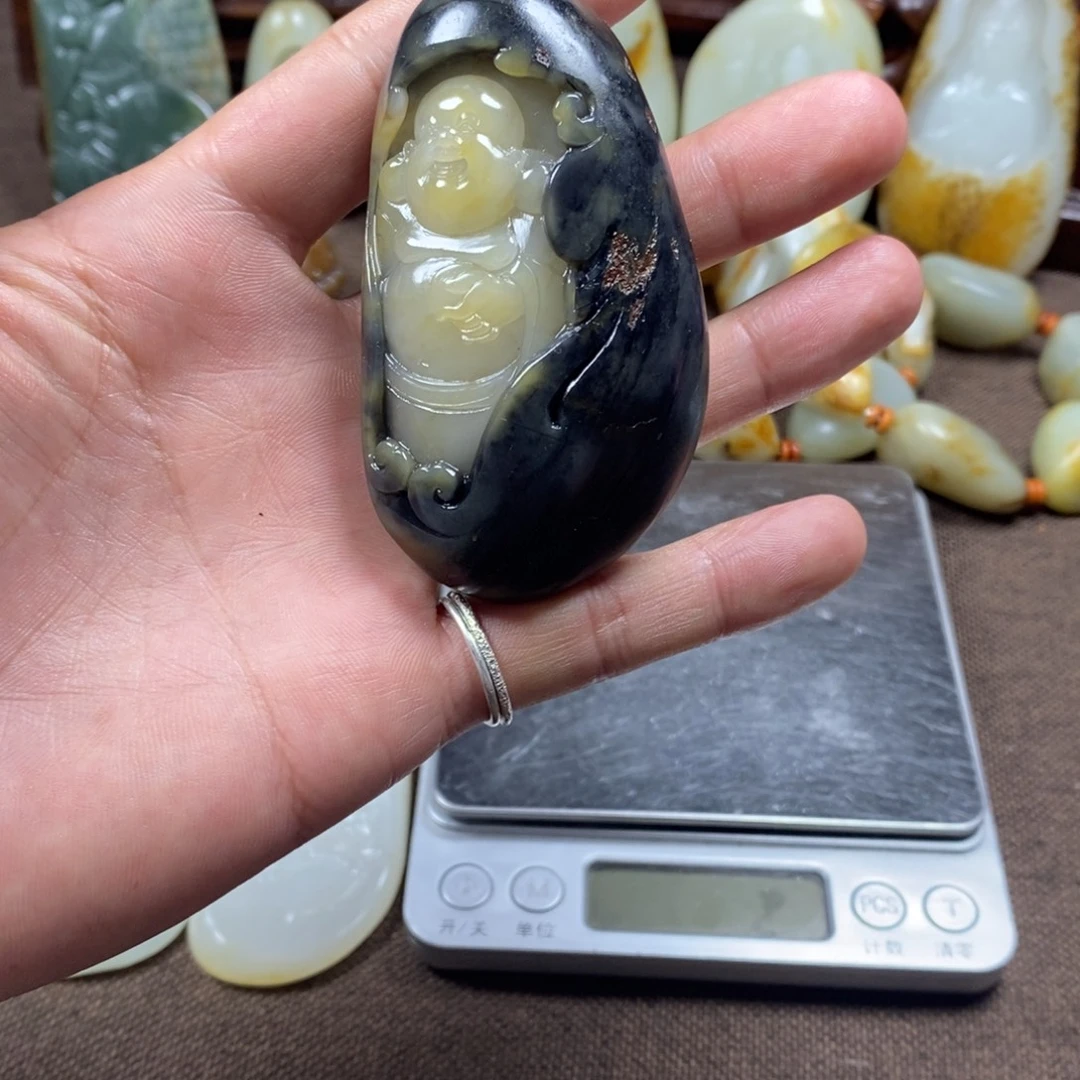 和田玉未镶嵌挂件