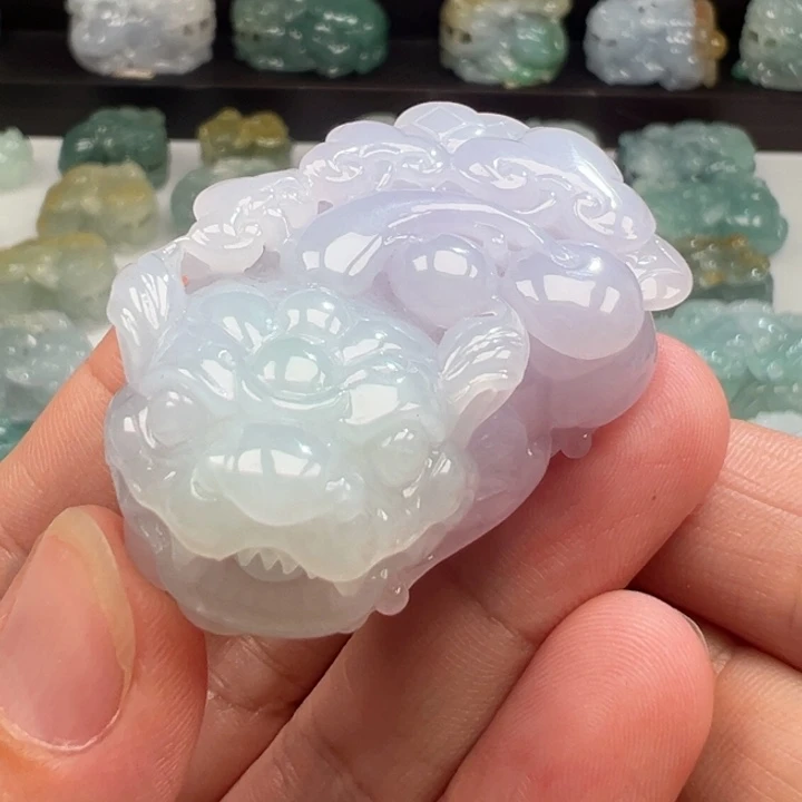 颈饰未镶嵌翡翠貔貅