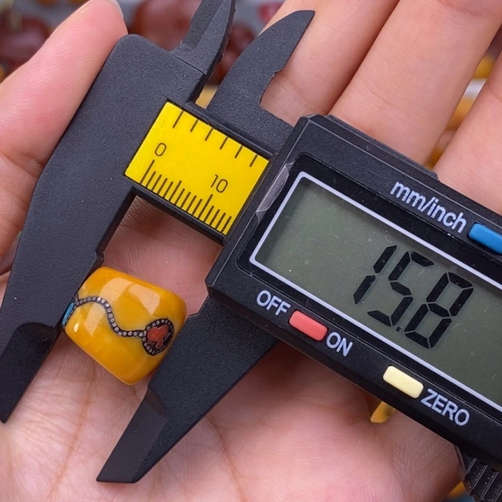 未镶嵌琥珀裸石蜜蜡M