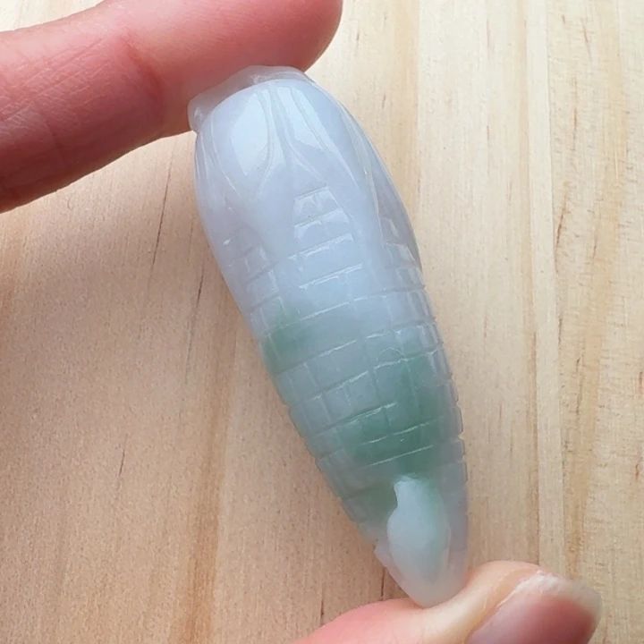 翡翠未镶嵌颈饰玉米