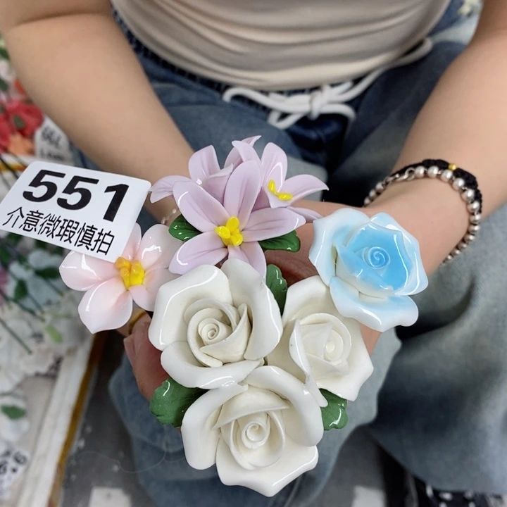 摆件陶瓷材料加工