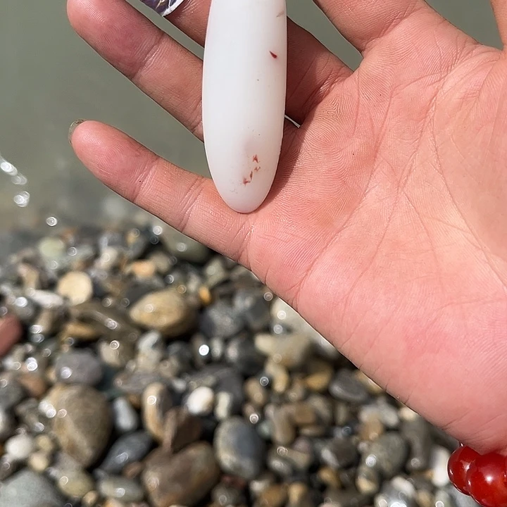 未镶嵌和田玉（糖玉）车挂