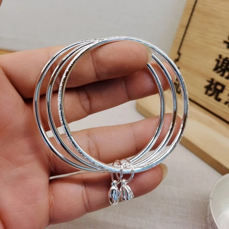 三生三世两世欢磨砂素圈手镯28124