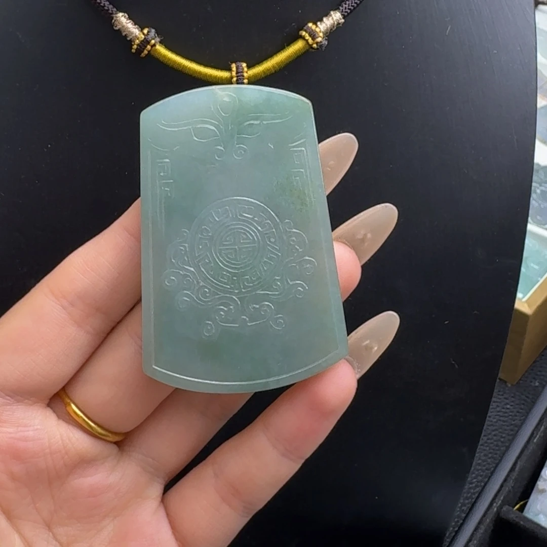 翡翠未镶嵌颈饰天然