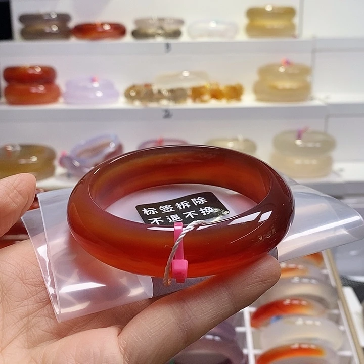 来***财玛瑙/玉髓未镶嵌手镯天然纹理俏色