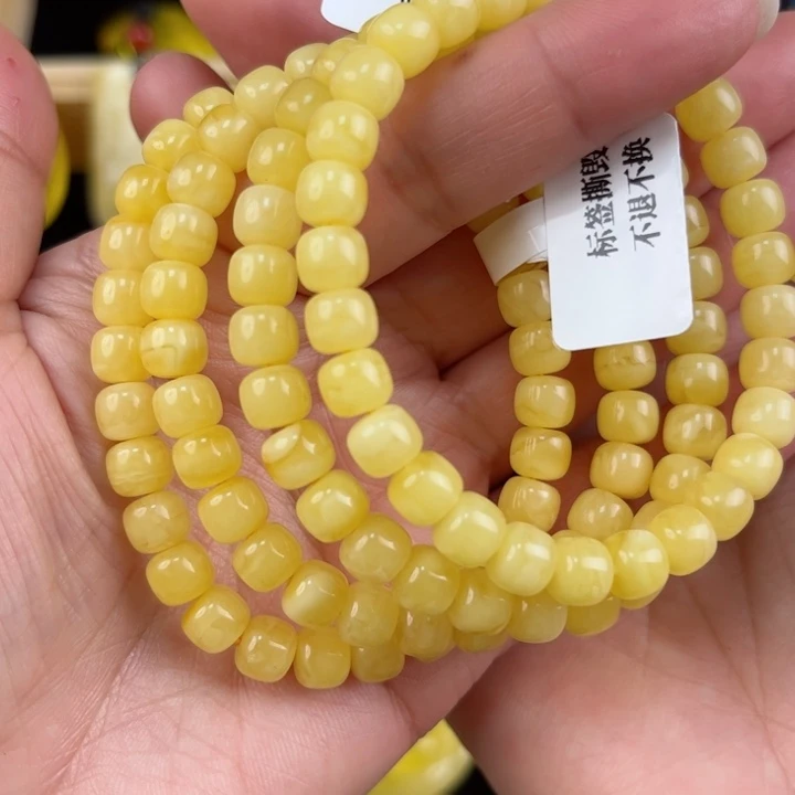 琥珀珠宝奇石未镶嵌琥珀，多样性发其一