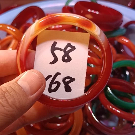 玛瑙/玉髓未镶嵌手镯