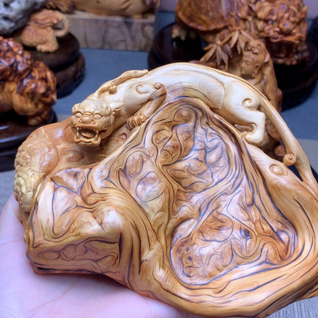 自***鸟柏木（崖柏）螭龙摆件