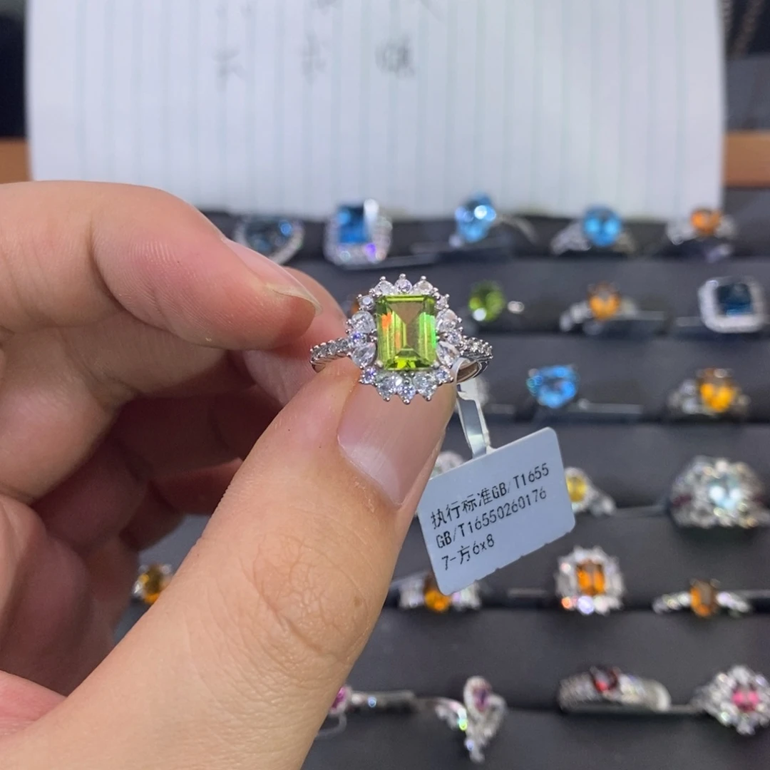 橄榄石戒指银S925镶嵌