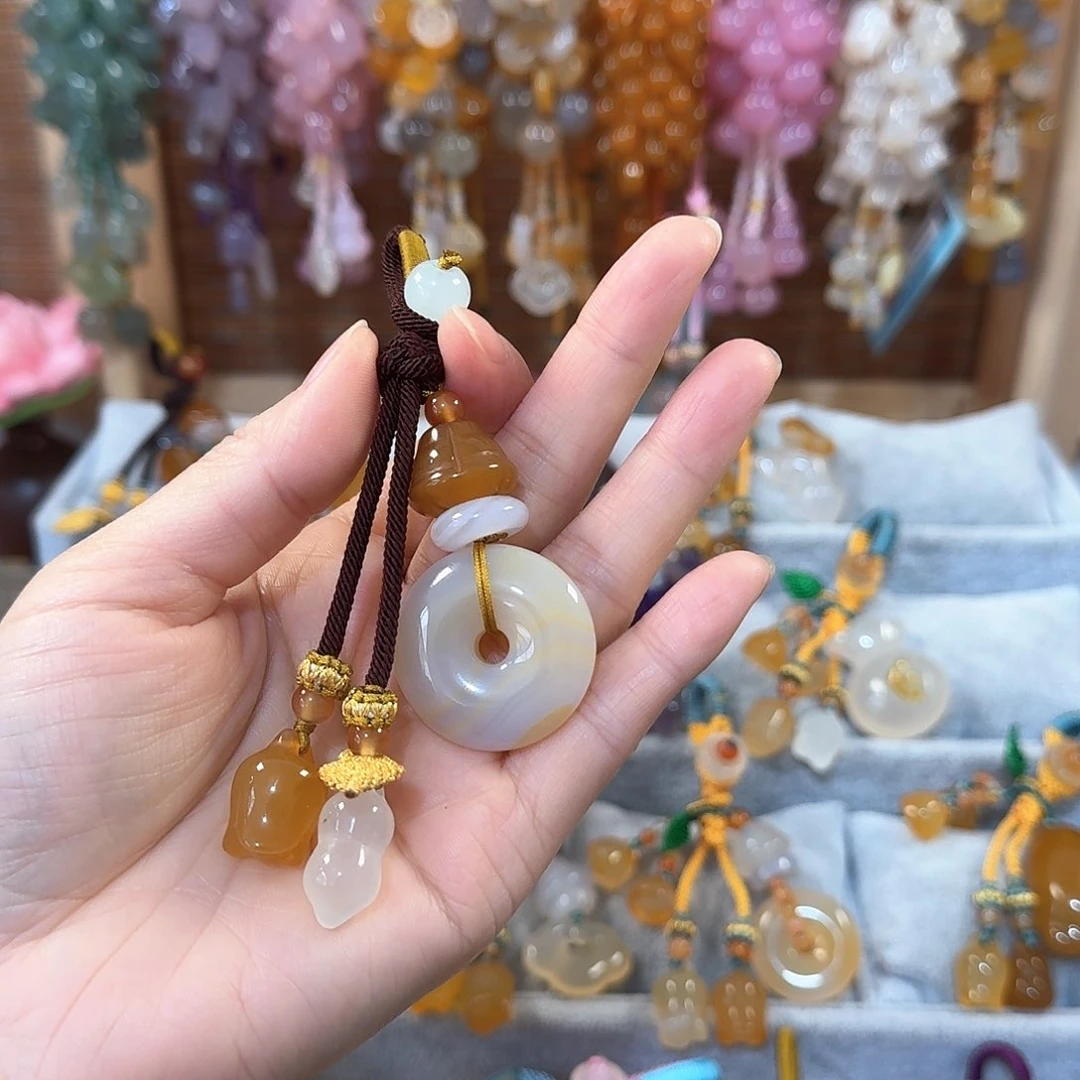 玛瑙/玉髓钥匙挂件福利款通货料子不挑带有包容点未镶嵌