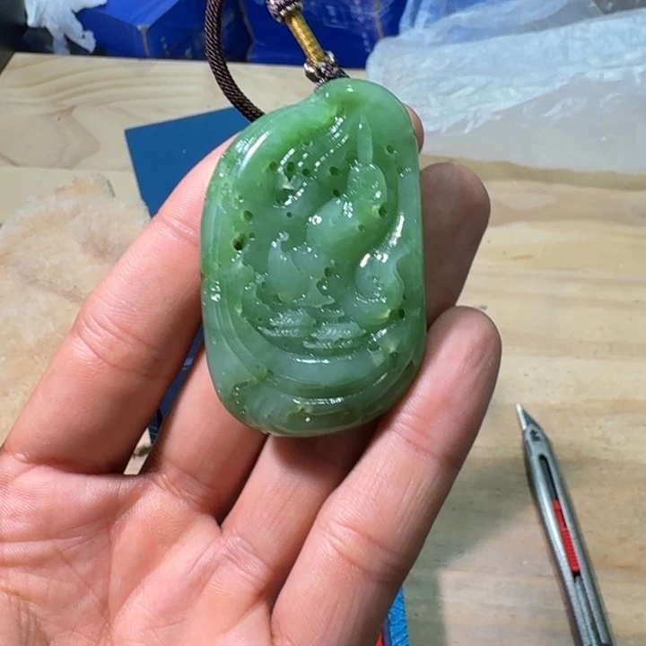 未镶嵌和田玉（糖玉）挂件