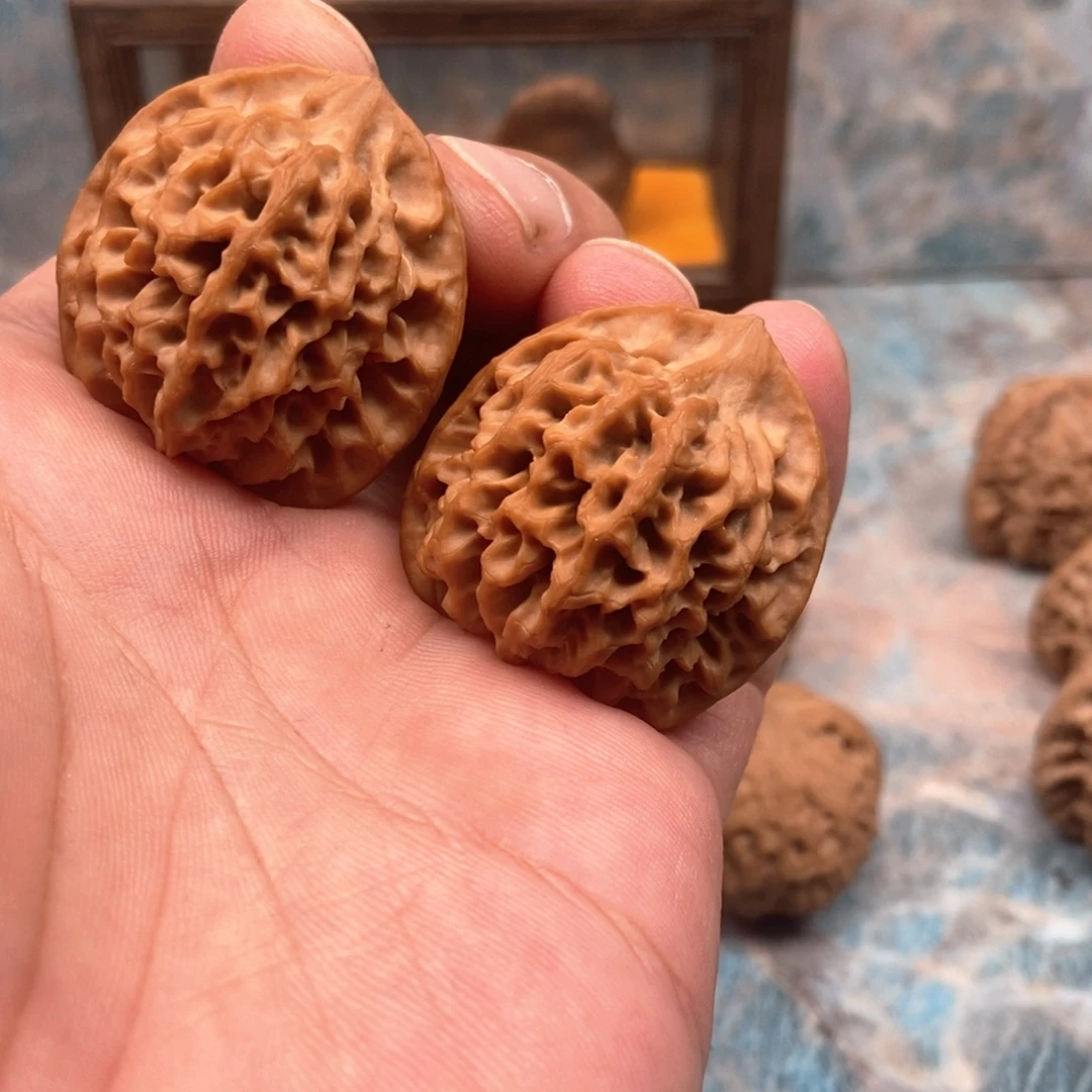 纪***周吊坠文玩核桃秦闷