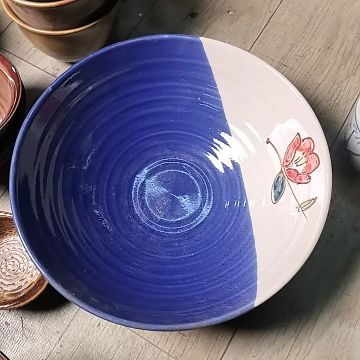 盘瓷片陶瓷杯盘壶碗都有