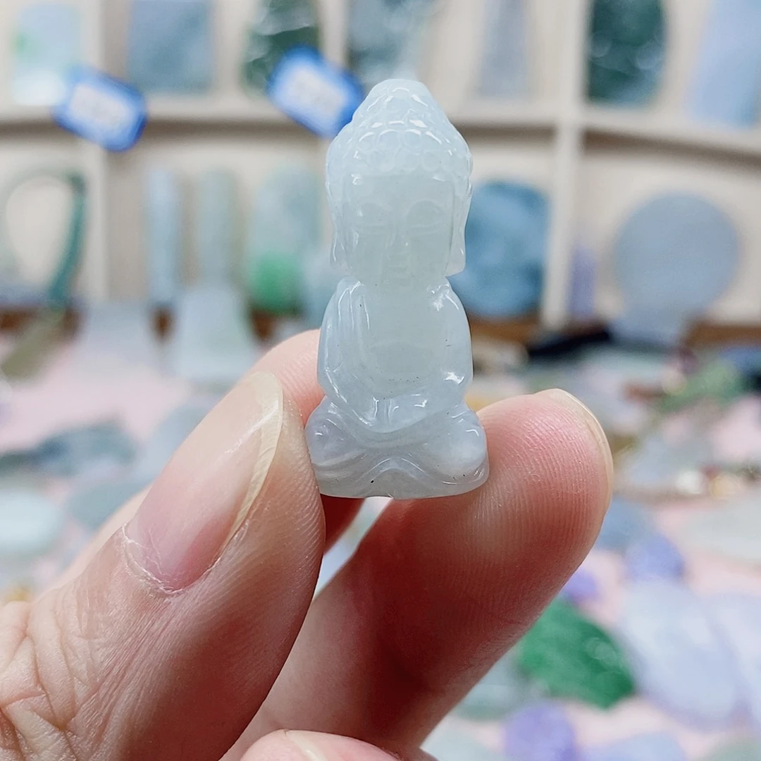 颈饰未镶嵌翡翠天然