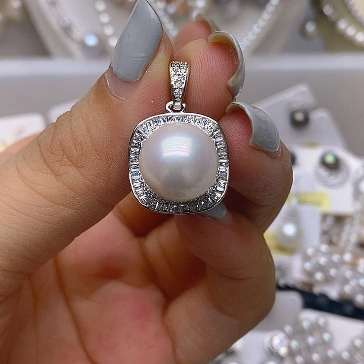 淡水珍珠吊坠未镶嵌