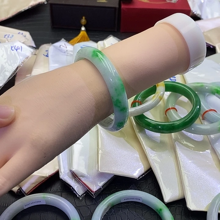 兰***@以闪购为准一物一图