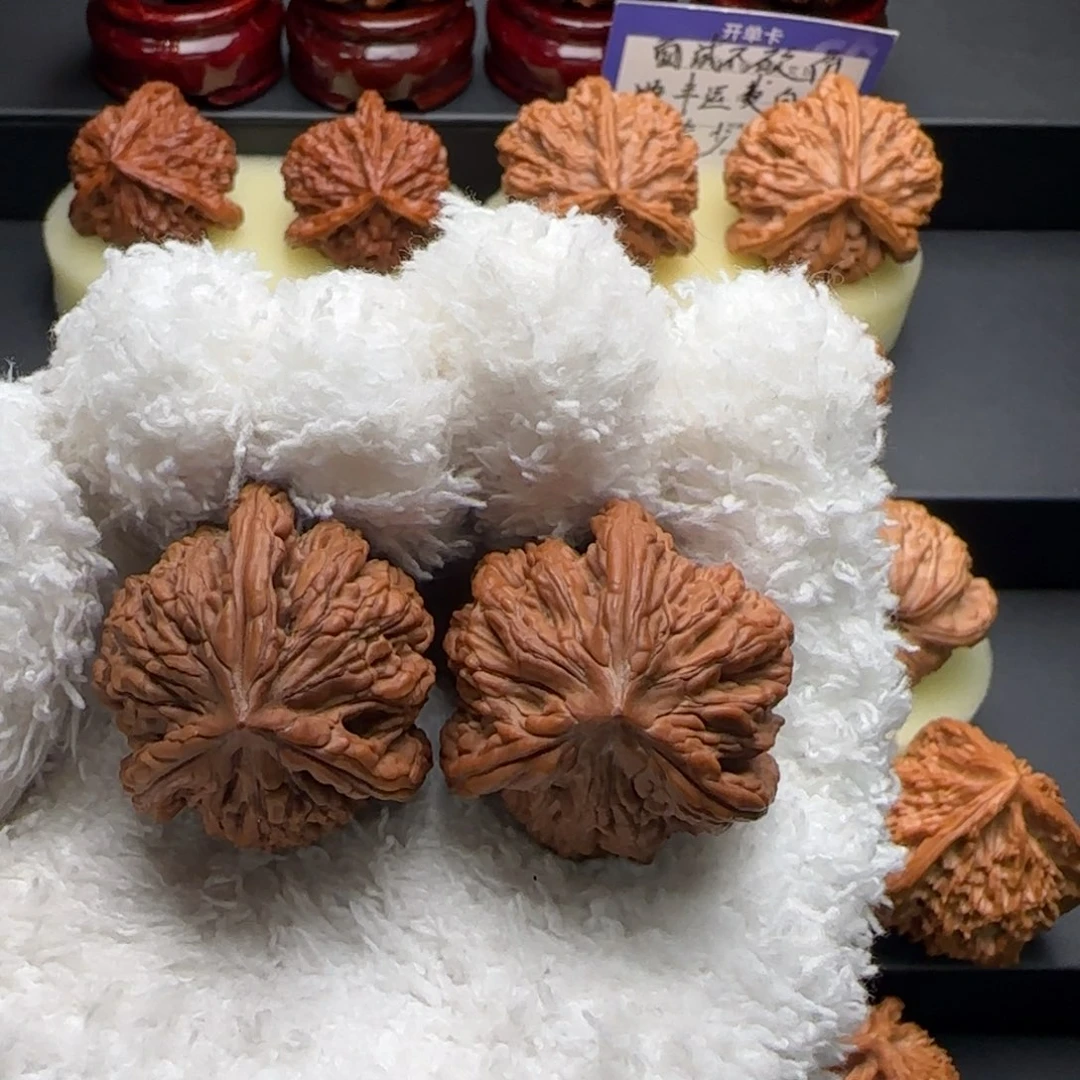 文玩核桃把件虎头奔全品35