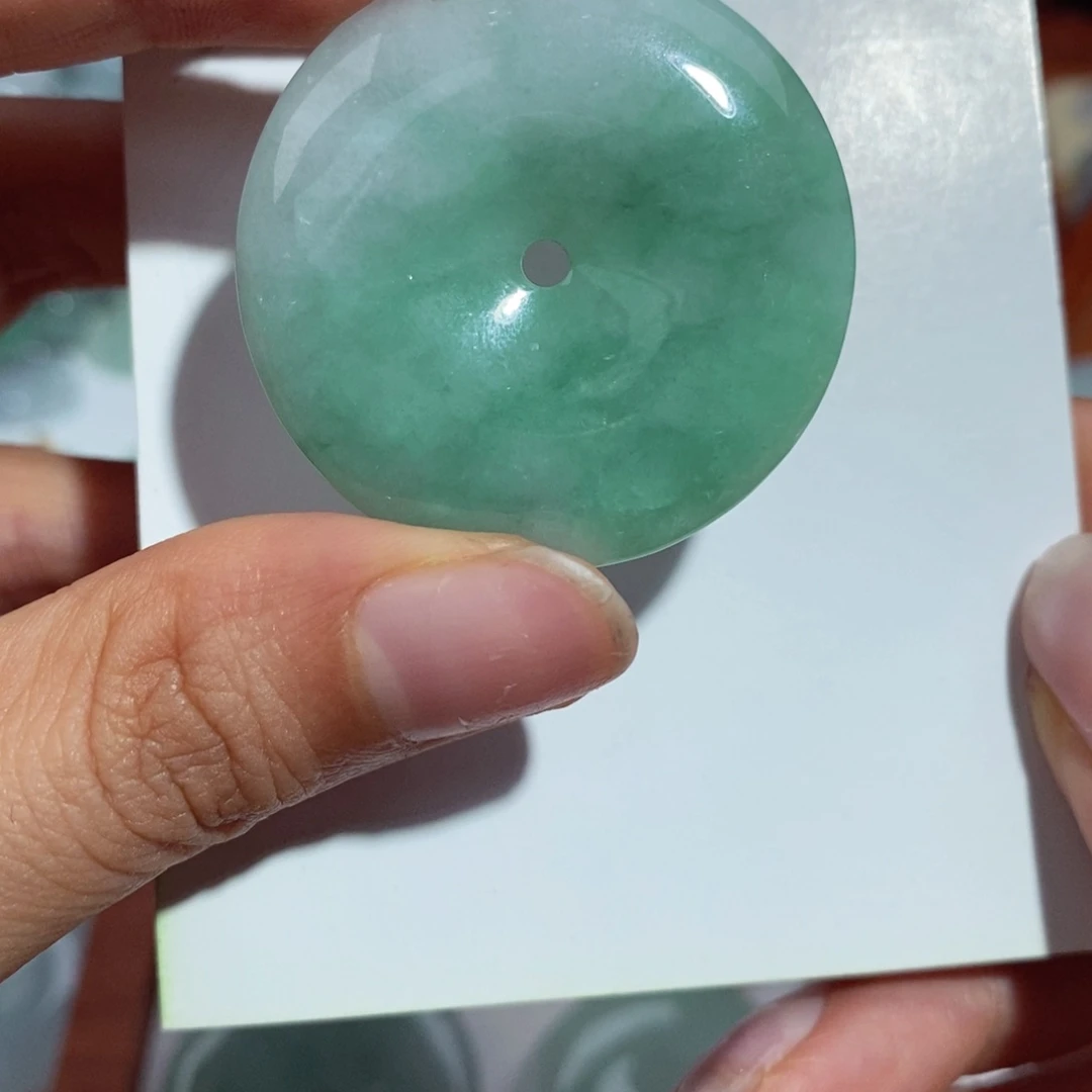 翡翠未镶嵌颈饰平安扣吊坠 卡36.4