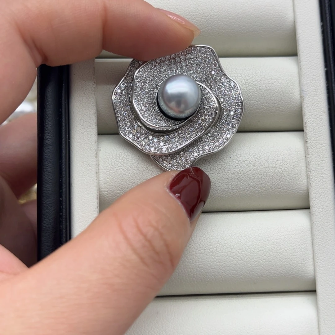 合金胸针海水珍珠