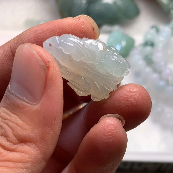 可***哒翡翠未镶嵌颈饰翡翠
