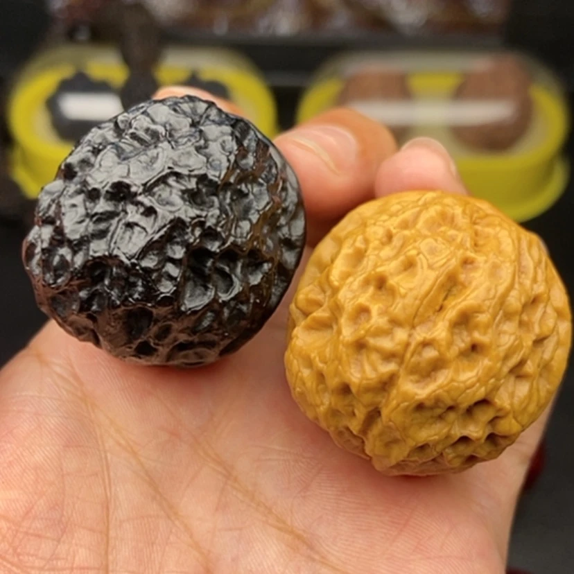 【闪购商品】文玩核桃吊坠39尺阴阳对铁绣球