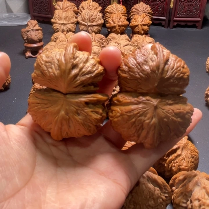 铁锤妹妹连体51尺寸核桃哈哈哈哈哈