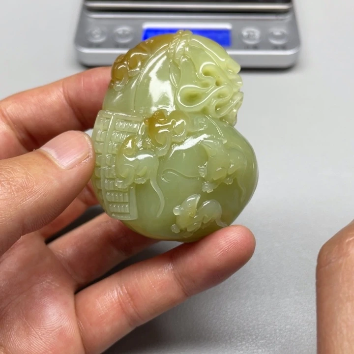 和田玉吊坠(不含链)未镶嵌东*