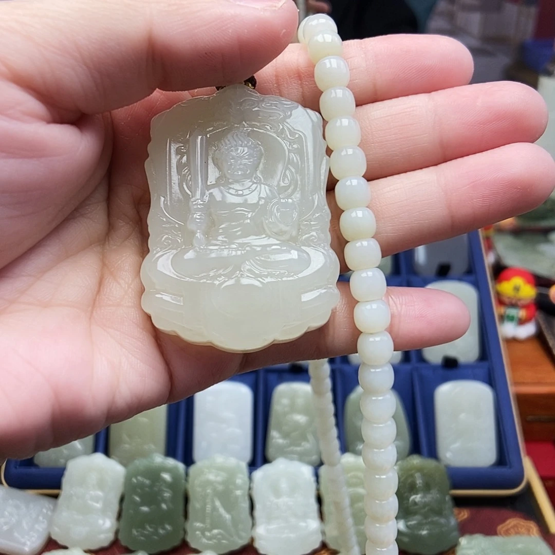 和田玉颈饰未镶嵌好**头