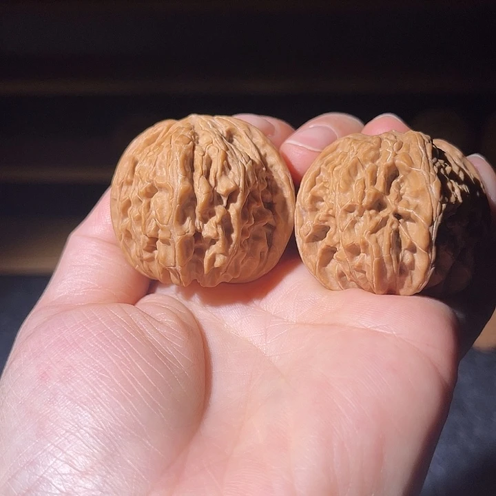 *****桃核吊坠怀柔山地磨盘