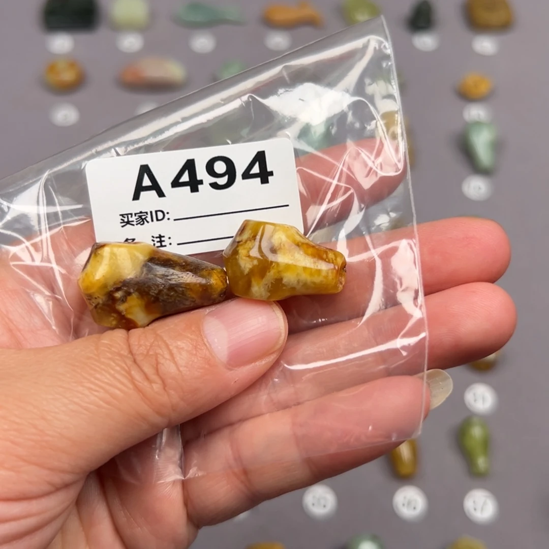未镶嵌蛇纹石玉颈饰真***店不退不换