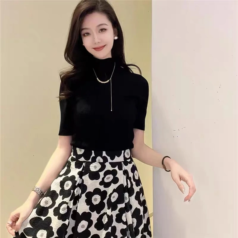时尚天衣无缝黑针织衫女士百搭春夏显瘦修身纯色短袖1399740