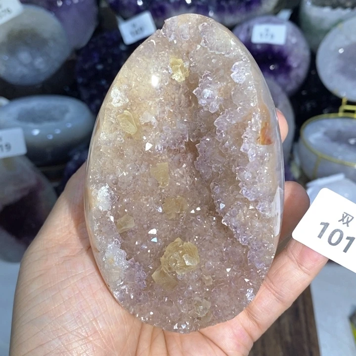 未镶嵌大型摆件（非配饰）水晶方解石