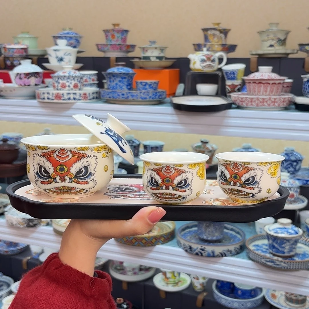 盖碗里的水煮开后倒在