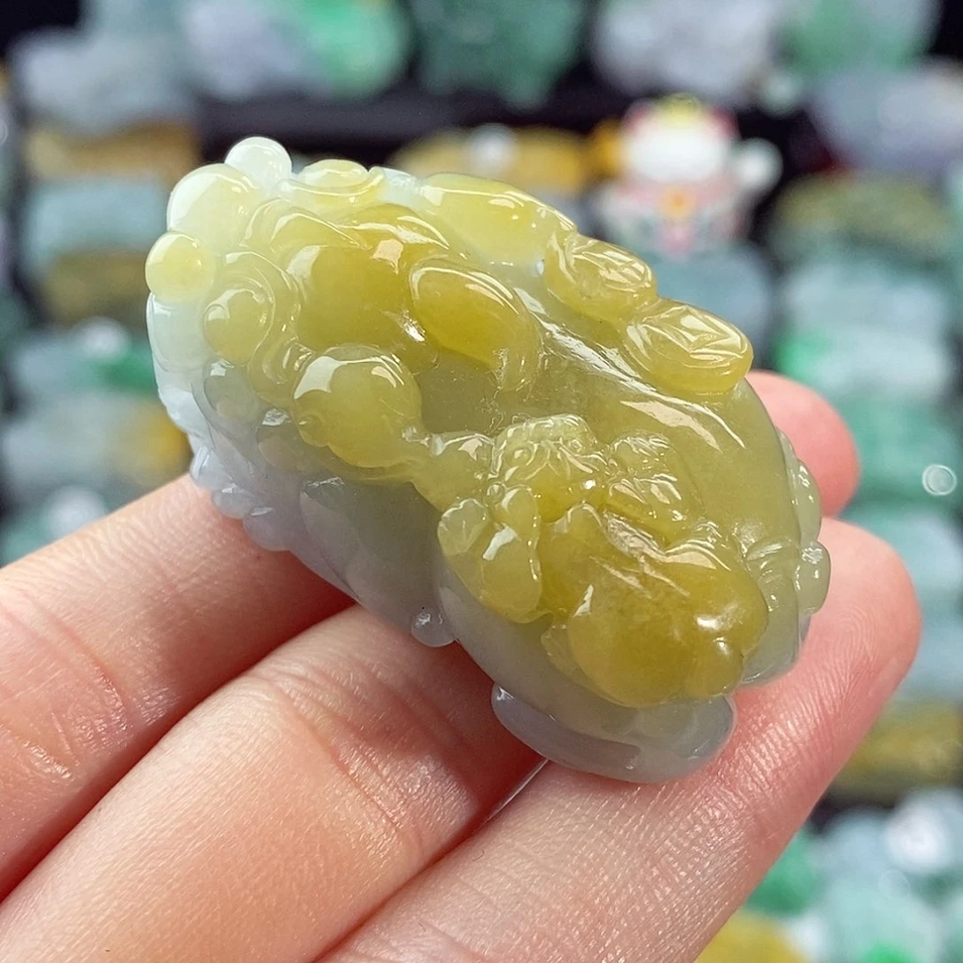 颈饰未镶嵌翡翠天然