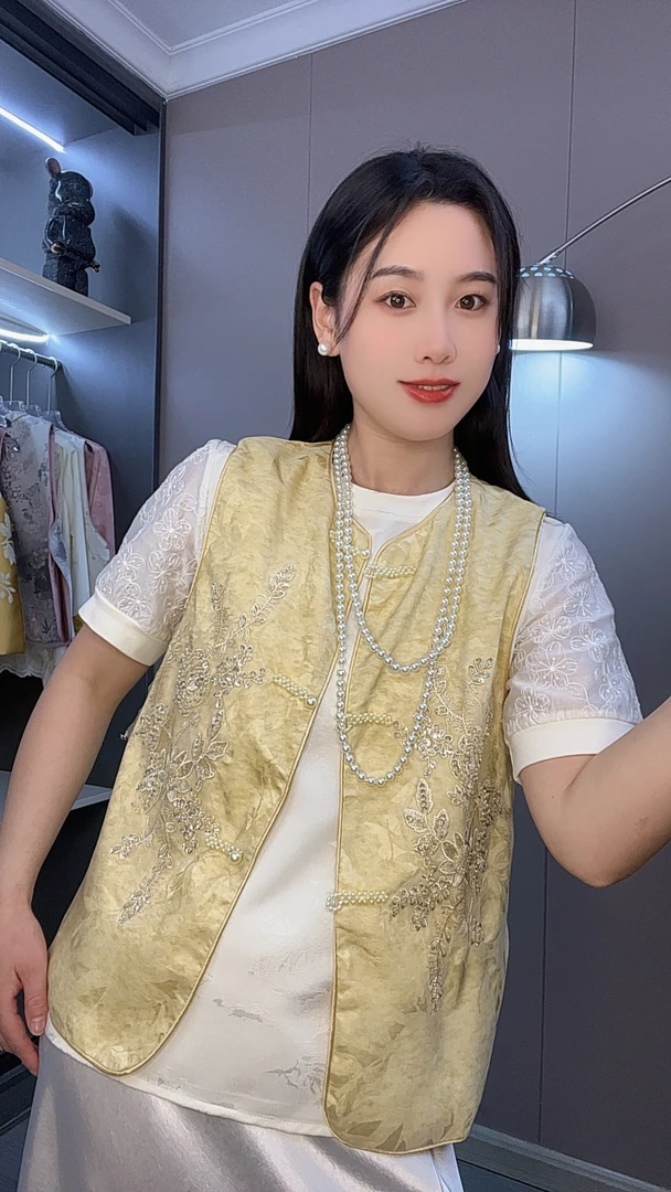 【花棠月色】2025夏季新中式新款重工刺绣复古常规款马夹宽松马甲