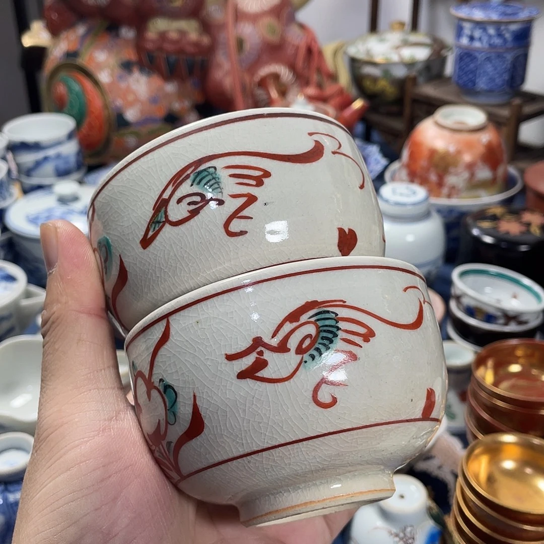 戴***红瓷器制作工艺精湛