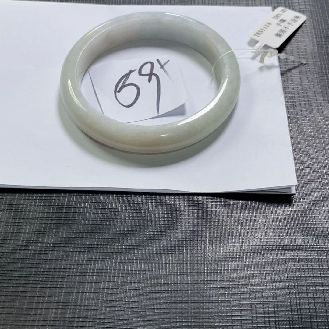 【闪购商品】未镶嵌手镯翡翠