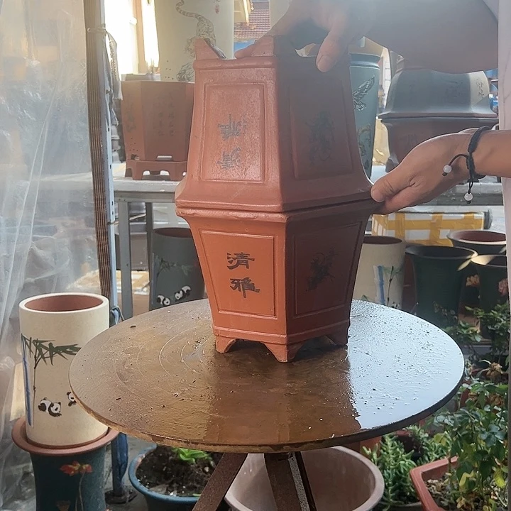 宜兴紫砂25红清雅六方