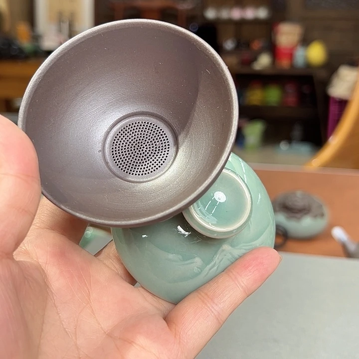 D***y龙泉敬悦青瓷品茗杯
