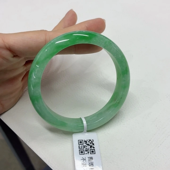 翡翠未镶嵌手镯缅甸翡翠手镯56.9满绿