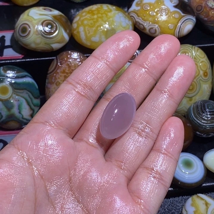 未镶嵌玛瑙/玉髓珠宝奇石王****！