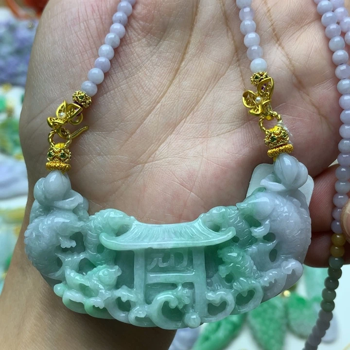 颈饰未镶嵌翡翠 翡翠