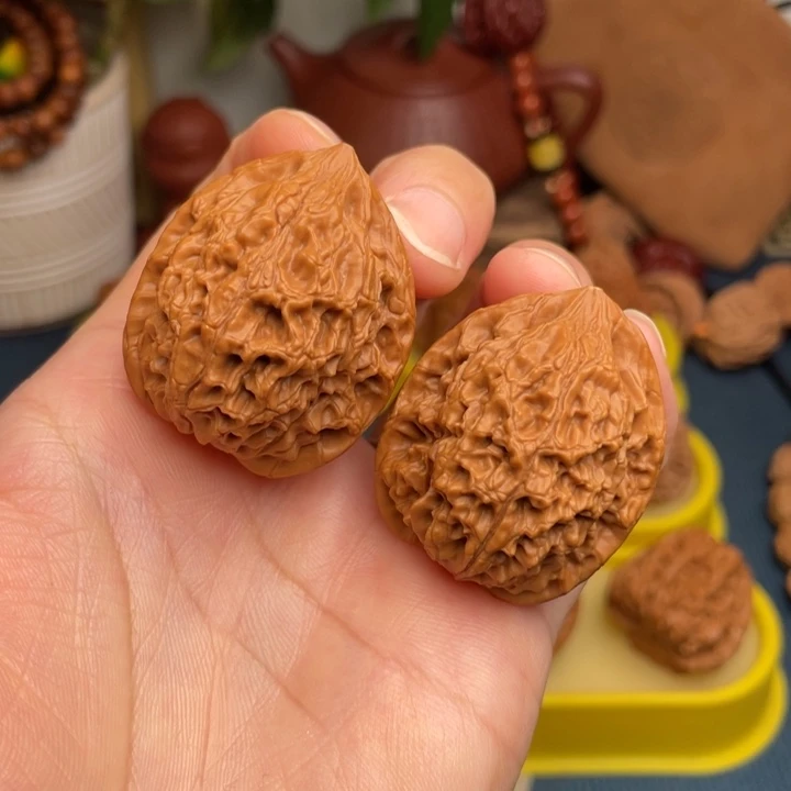 文玩核桃把件坐地鼠35