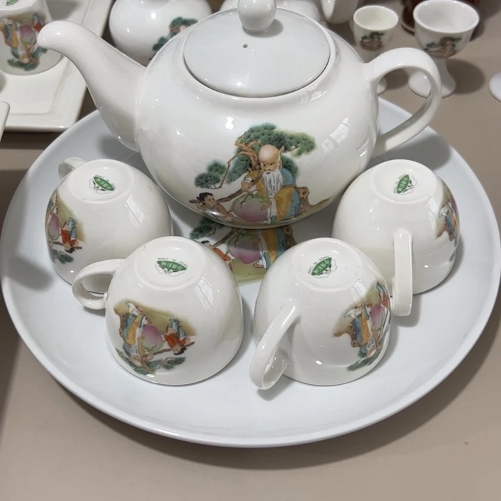 白瓷陶瓷制品800毫升壶 100毫升杯 盘一套