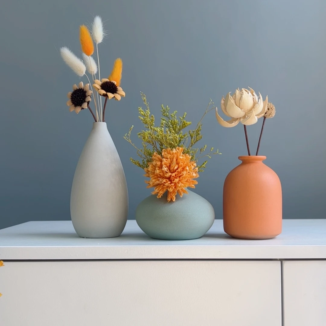 摆件陶瓷小花瓶摆件含花总高约20-30cm