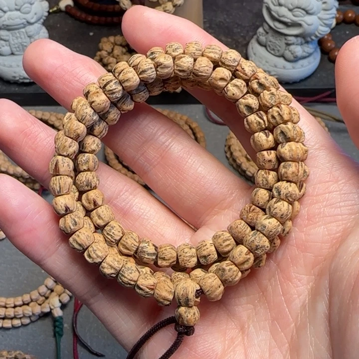 手串柏香籽/百香籽红芽油皮方块