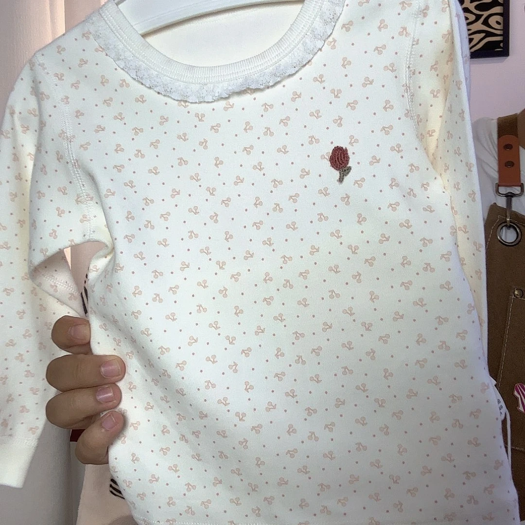 小***常满印樱桃长袖分体80码